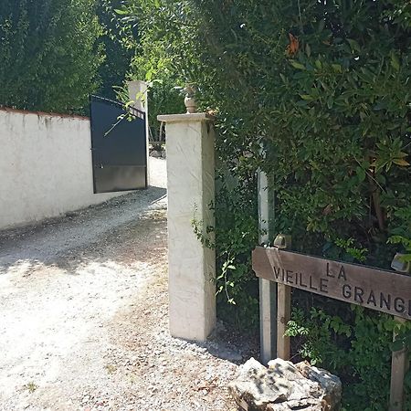 La Vieille Grange - Saint-Privat-Des-Pres Acomodação com café da manhã Exterior foto